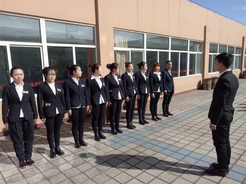 商學(xué)院第二期6.jpg 商學(xué)院第二期6.jpg