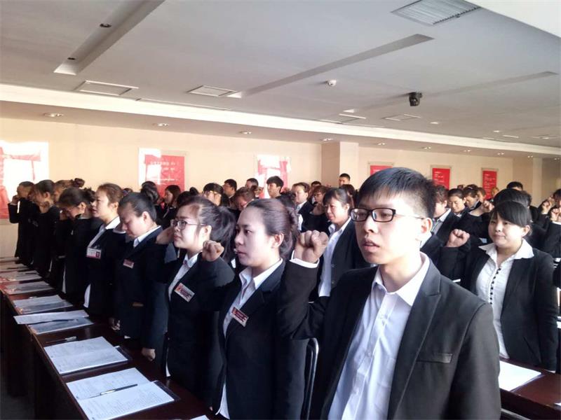 商學(xué)院第二期9.jpg 商學(xué)院第二期9.jpg